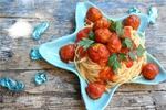     / Linguine con polpettine di pesce